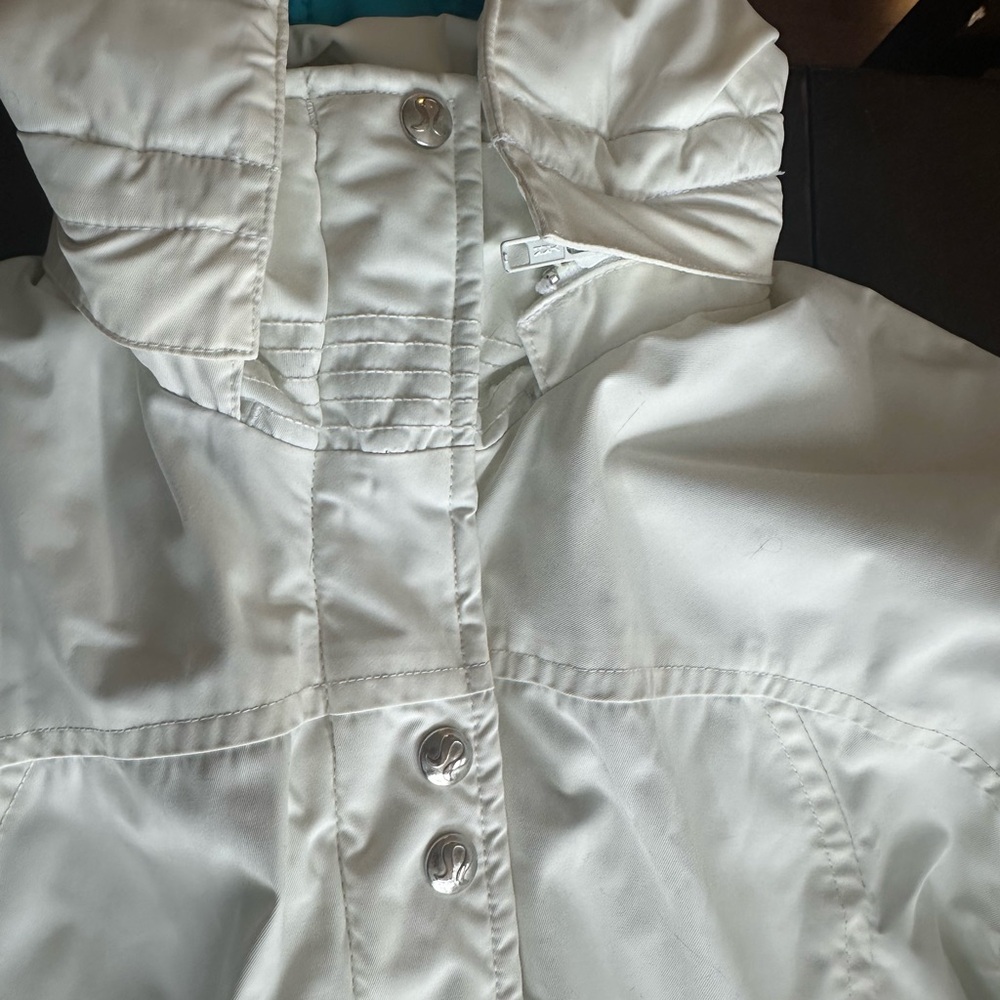 Lululemon Apex Parka Winter Coat Cream | Size 10 | Vintage - Picture 12 of 16
